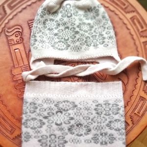 Wool hat with scarf light pink color for 2-4 years old girl